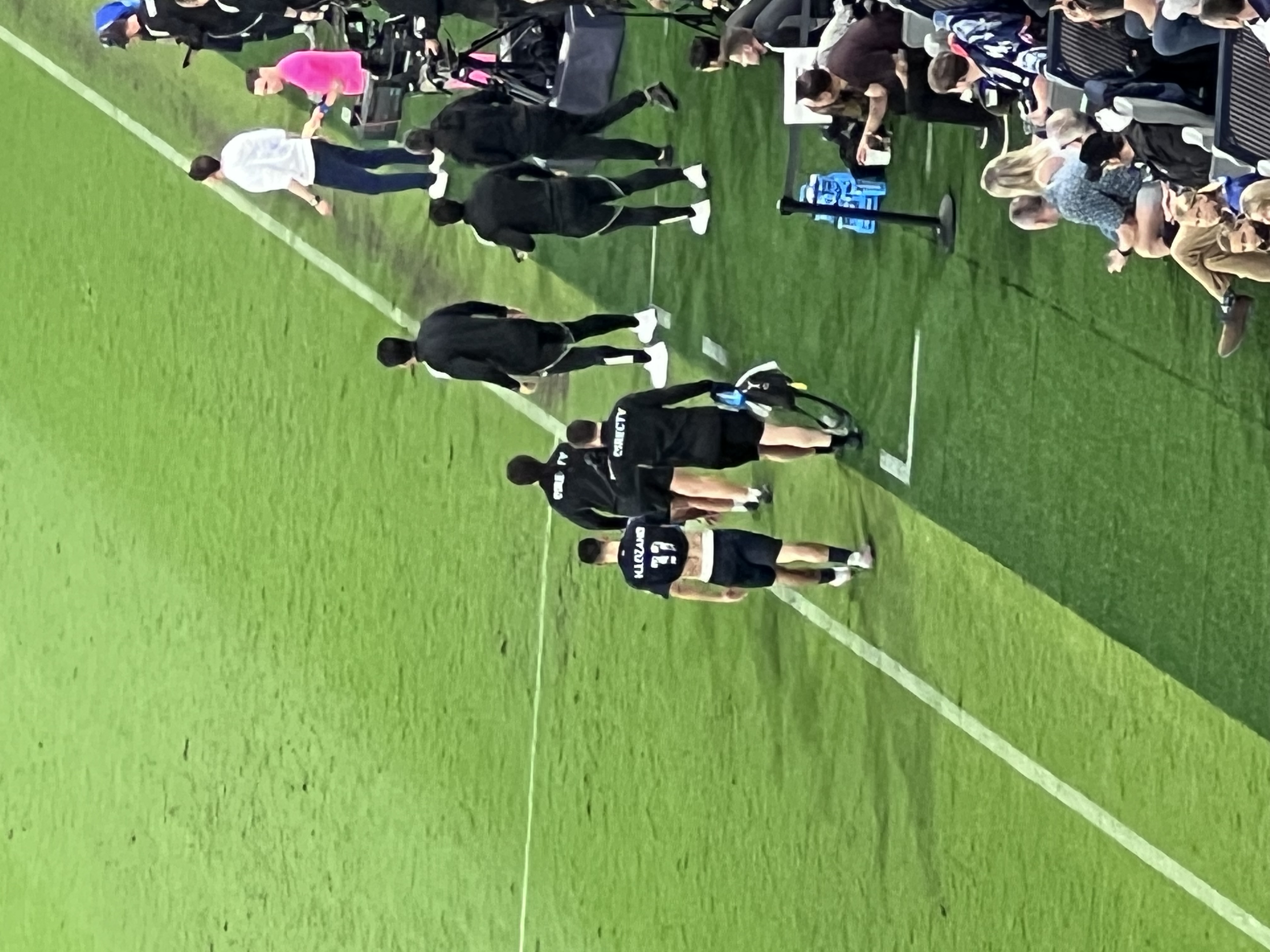 chucky lozano injury